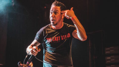 Πέθανε από καρκίνο ο frontman του punk συγκροτήματος «Sick of It All», σε ηλικία 59 ετών