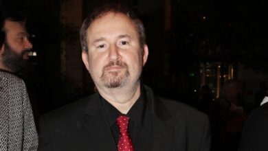 Γιάννης Παπαμιχαήλ: Επισκέφθηκε το μνήμα της Αλίκης Βουγιουκλάκη μια ημέρα μετά το μνημόσυνο