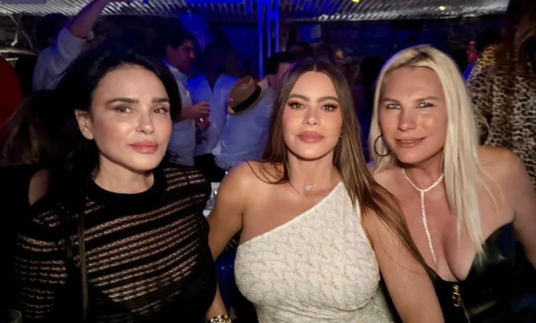 Μιχάλης Χαλκιάς: Το white πάρτι του εφοπλιστή στη βίλα του στη Μύκονο – Οι διάσημοι καλεσμένοι και ο Ρουβάς