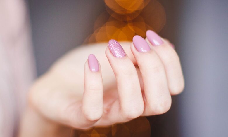 Milky Pink Nails: Το μανικιούρ που δείχνει κομψό, ακριβό και ταιριάζει σε κάθε γυναίκα Milky Pink Nails: Το μανικιούρ που δείχνει κομψό, ακριβό και ταιριάζει σε κάθε γυναίκα
