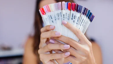 Τεχνητά νύχια με τζελ ή ακρυλικό: Οι κρυφοί κίνδυνοι για την υγεία που πρέπει να γνωρίζετε