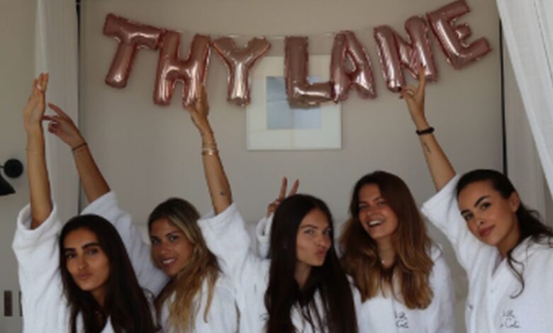 Το glamour bachelorette του «πιο όμορφου κοριτσιού στον κόσμο» στη Νότια Γαλλία και τα Dior δώρα