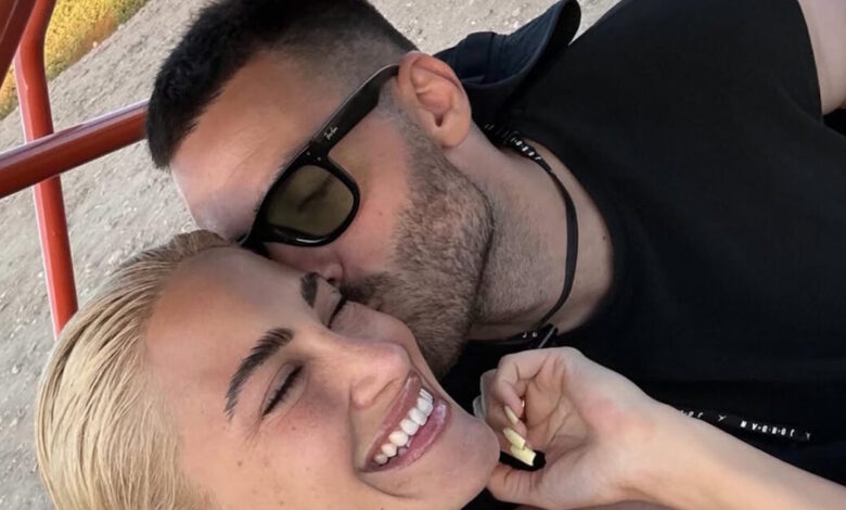 Η Ιωάννα Τούνη έδειξε το δώρο που της έκανε ο σύντροφός της κι εξομολογήθηκε: «Ρόμπι σ’ αγαπώ»