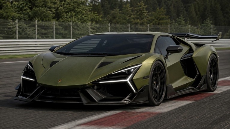 Η Lamborghini ετοιμάζει την ακραία Revuelto SV