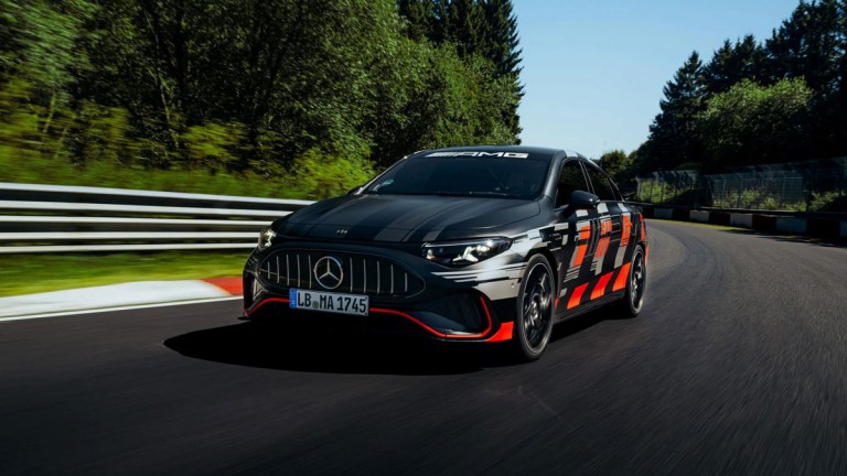 Έσπασε ρεκόρ στο Nurburgring η ηλεκτρική Mercedes-AMG CLA 45 (+video) Έσπασε ρεκόρ στο Nurburgring η ηλεκτρική Mercedes-AMG CLA 45 (+video)