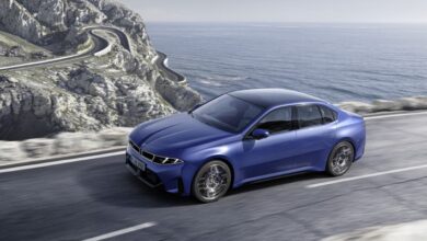 Η BMW εξελίσσει τη νέα i4 Cabriolet