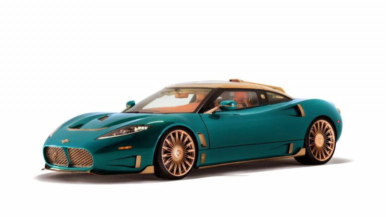 Η Spyker επέστρεψε με supercar 800 ίππων και χειροκίνητο κιβώτιο