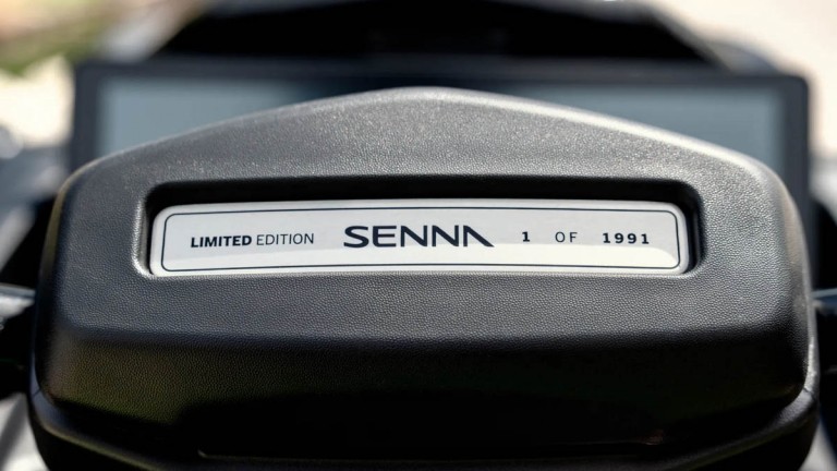 Το Jet Ski των 350 ίππων που φέρει την ονομασία του Ayrton Senna