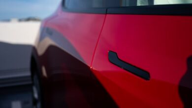 Tesla: Στο μικροσκόπιο της Ευρώπης οι… πόρτες της