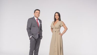 Ντίνος Σιωμόπουλος & Στέλλα Γκαντώνα επιστρέφουν στο MEGA – Η πρεμιέρα &… |