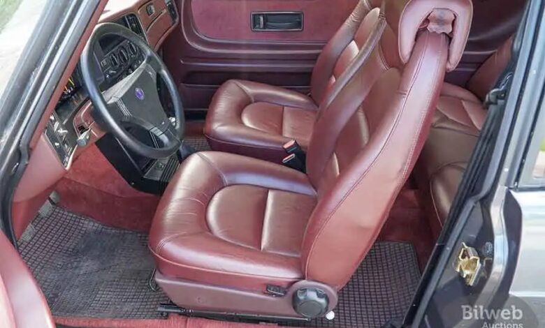 Αυτό το SAAB 900 έμεινε 36 χρόνια ακίνητο – Πουλήθηκε €46.000!