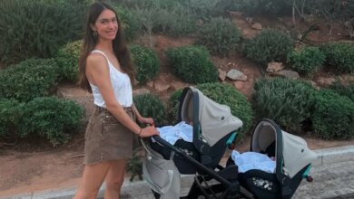 Άννα Πρέλεβιτς: Η τρυφερή φωτογραφία με τις δίδυμες κόρες της στο σπίτι