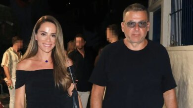 Γιώργος Λιάγκας – Μαρία Αντωνά: Χαμογελαστοί ποζάρουν σε εστιατόριο της Μυκόνου