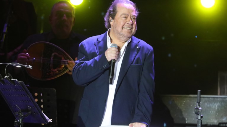 Γιάννης Πάριος: “Ο καλλιτέχνης δεν είναι δημόσιος υπάλληλος να πάρει… |