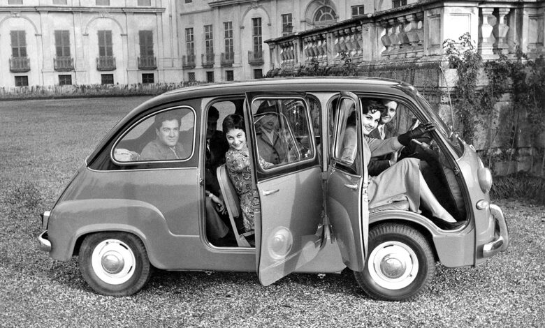Πριν από 70 χρόνια η FIAT έβαλε 6 ανθρώπους σε μόλις 3,53 m [video]