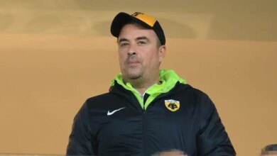 Ο Γιάννης Αϊβάζης στο γήπεδο μαζί με την κόρη του για το ΑΕΚ