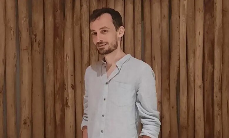 Γιώργος Κοντογιάννης: «Ο Μάρκος Σεφερλής είναι περήφανος για μένα που είμαι εργατικός» Γιώργος Κοντογιάννης: «Ο Μάρκος Σεφερλής είναι περήφανος για μένα που είμαι εργατικός»