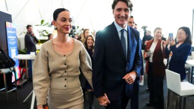 Έξαλλοι οι Καναδοί με τον Τζάστιν Τριντό: Θα πληρώνουν τους σωματοφύλακες για τις βόλτες και τα ταξίδια του με την Κέιτι Πέρι