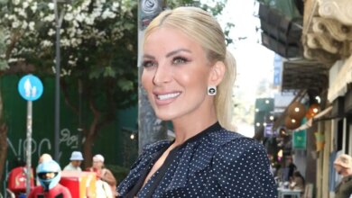 «Έλιωσε» το Instagram η Κατερίνα Καινούργιου: «Η γυναίκα που κρατούσε κάποτε εμένα, κράτησε σήμερα τη δισέγγονή της»