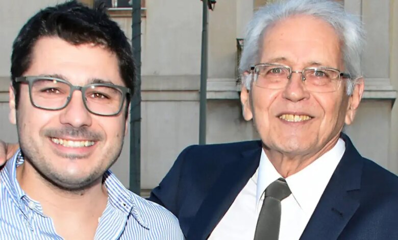 Λάμπρος Κωνσταντάρας: Η συγκινητική ανάρτηση για τον έναν χρόνο χωρίς τον πατέρα του