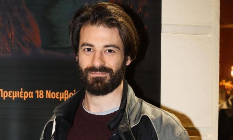 «Φόνοι στο καμπαναριό»: Η απίστευτη μεταμόρφωση του Θάνου Λέκκα για το νέο του ρόλο «Φόνοι στο καμπαναριό»: Η απίστευτη μεταμόρφωση του Θάνου Λέκκα για το νέο του ρόλο