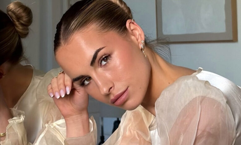 Clean Girl Nails: 5 ιδέες για το πιο κομψό γαλλικό μανικιούρ Clean Girl Nails: 5 ιδέες για το πιο κομψό γαλλικό μανικιούρ