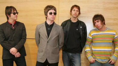 Ο Μπράντον Φλάουερς των «The Killers» αποκάλυψε πως ήταν αντίθετος με την επανένωση των «Oasis»