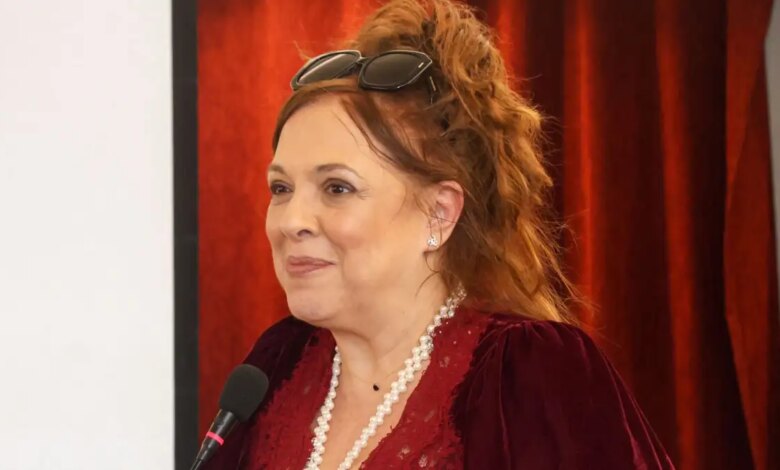 Η Ελένη Ράντου με μπικίνι στη Λευκάδα: Η εικόνα και το μήνυμα από τις καλοκαιρινές διακοπές της