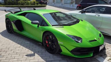 Lamborghini Aventador SVJ τρελαίνει κόσμο στην Κασσάνδρα