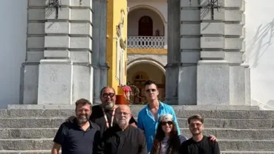 Ιουλία Καλλιμάνη: Επίσκεψη στην Ιερά Μονή Πανορμίτη στη Σύμη μαζί με τον σύντροφό της