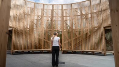 Στη Σουηδία έβαλαν ηλεκτρικό αυτοκίνητο να ζεσταίνει σάουνα!