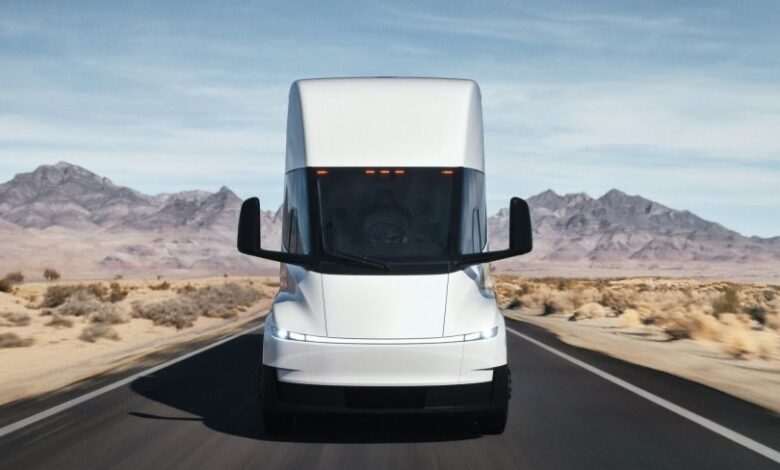 Τo Semi της Tesla θα κυκλοφορεί και στους δρόμους της Ευρώπης
