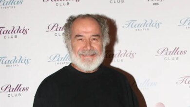 Θοδωρής Κατσαφάδος: «Από μια παράσταση στην Επίδαυρο μέχρι ένα καθημερινό τηλεοπτικό σίριαλ, η αντιμετώπιση είναι ίδια»