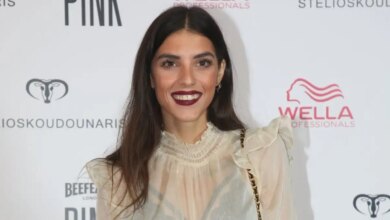 Η Άννα Μαρία Βέλλη ταξίδεψε στην Αλάσκα και κολύμπησε στους παγετώνες