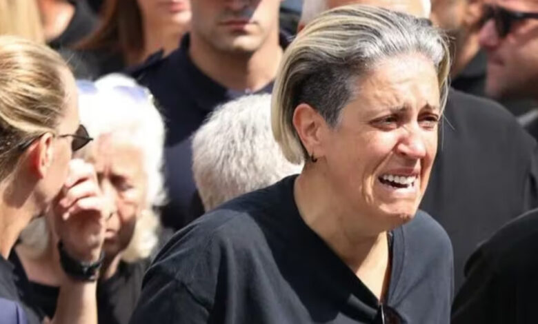 Μαρία Μαζωνάκη: «Εύχομαι να μην πόνεσε», συγκινεί η αδελφή του Μαρία Μαζωνάκη: «Εύχομαι να μην πόνεσε», συγκινεί η αδελφή του