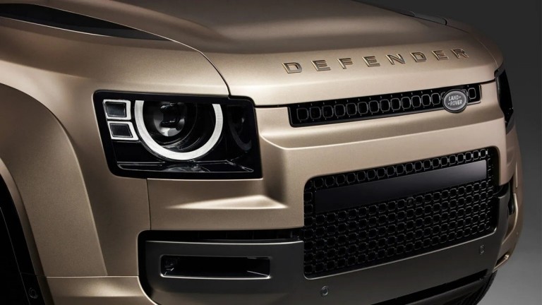 Συνεργασία JLR και Stellantis για το Defender pickup;