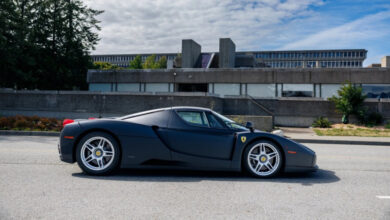 Μια Ferrari Enzo σε μοναδικό χρωματισμό βγαίνει στο σφυρί Μια Ferrari Enzo σε μοναδικό χρωματισμό βγαίνει στο σφυρί