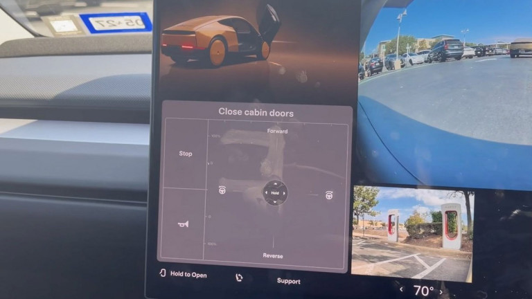 Tesla Cybercab: Έχει ψηφιακό μοχλό οδήγησης, αλλά υποτίθεται πως δεν το βλέπεις