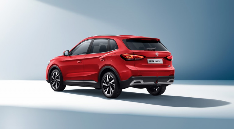 MG ZS MAX: Aλλάζει τα δεδομένα στα οικογενειακά SUV