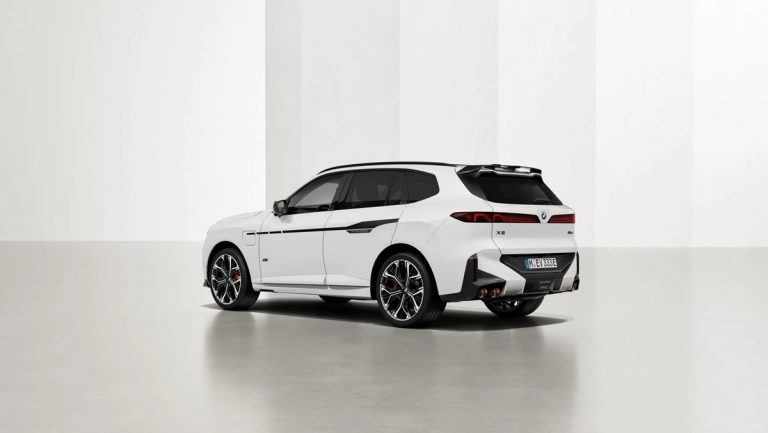 Νέα BMW X5: Η M Performance την «ντύνει» με carbon Νέα BMW X5: Η M Performance την «ντύνει» με carbon