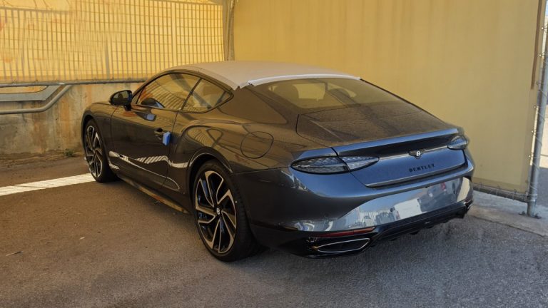 Ρεκόρ μετά από 17 χρόνια για την Bentley στην Ελλάδα Ρεκόρ μετά από 17 χρόνια για την Bentley στην Ελλάδα
