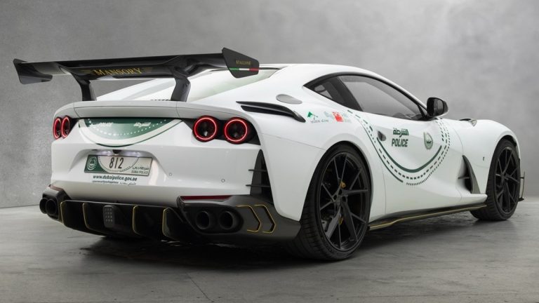 Και η Ferrari 812 έγινε περιπολικό στο Ντουμπάι Και η Ferrari 812 έγινε περιπολικό στο Ντουμπάι