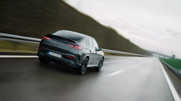 Έρχεται η ανανεωμένη Mercedes-AMG GLC 53