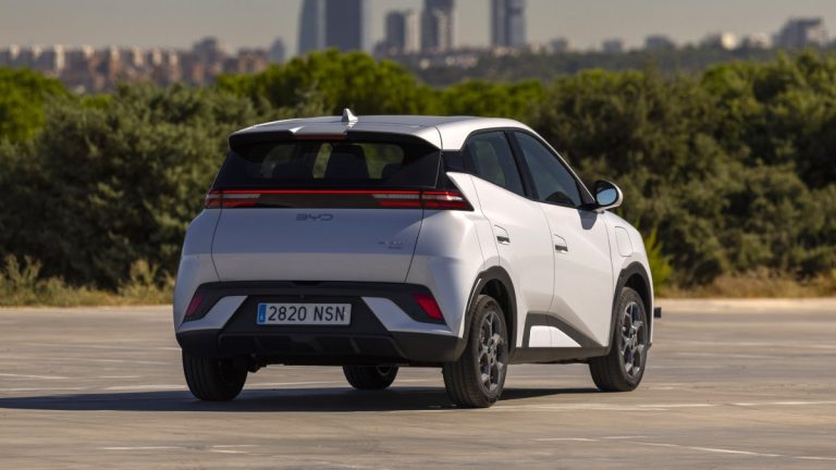 Το BYD Dolphin Surf ανανεώθηκε και αναβαθμίστηκε (+τιμή) Το BYD Dolphin Surf ανανεώθηκε και αναβαθμίστηκε (+τιμή)