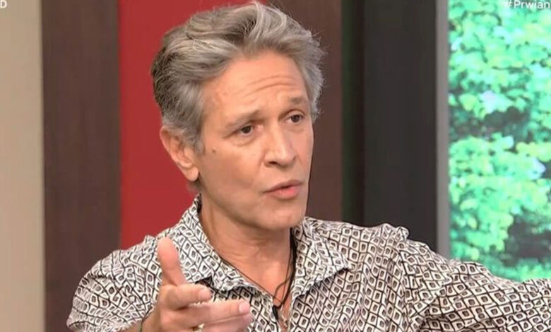 Αιμίλιος Χειλάκης: «Ονειρεύομαι να γεράσω με την Αθηνά Μαξίμου» Αιμίλιος Χειλάκης: «Ονειρεύομαι να γεράσω με την Αθηνά Μαξίμου»