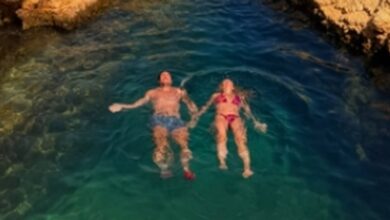 Η Ντορέττα Παπαδημητρίου σε χαλαρές στιγμές μαζί με τον Γιώργο Γεροντιδάκη:… |