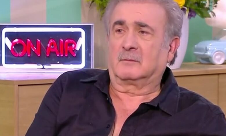 Συγκινήθηκε ο Λάκης Λαζόπουλος: “Ήθελα να δώσω στη γυναίκα μου μία θέση… |