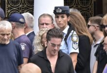 Νίκος Οικονομόπουλος: «Ο Γιώργος Μαζωνάκης με έπαιρνε συνέχεια τηλέφωνο αλλά ήμουν σε συναυλίες, έχω ενοχές»