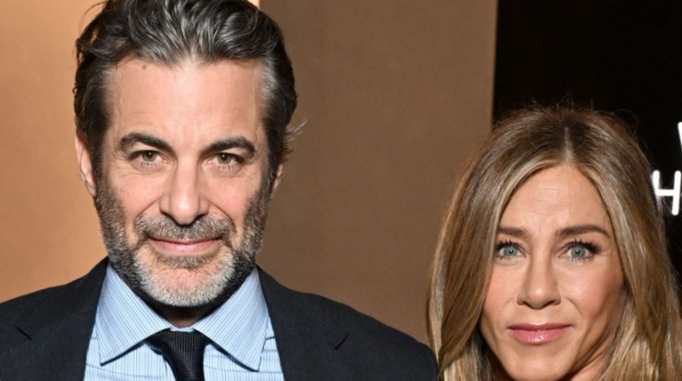 Η Jennifer Aniston πήρε συνέντευξη από τον σύντροφο της Jim Curtis | Η Jennifer Aniston πήρε συνέντευξη από τον σύντροφο της Jim Curtis |