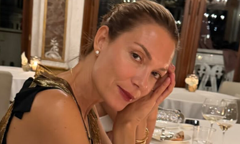 Βίκυ Καγιά στη Βενετία: Το beauty look που ξεχώρισε Βίκυ Καγιά στη Βενετία: Το beauty look που ξεχώρισε